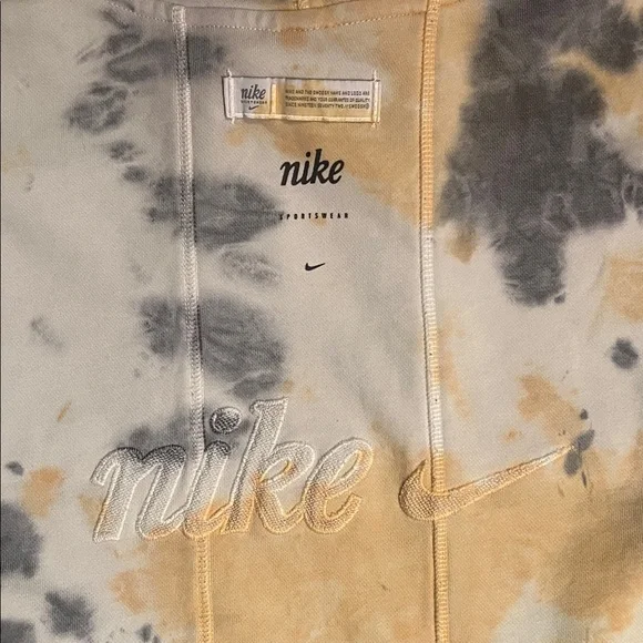 Nike Men's Size Large Tie-Dye Hooded Sweatshirt in Cream, Yellow and Gray - Picture 8 of 8